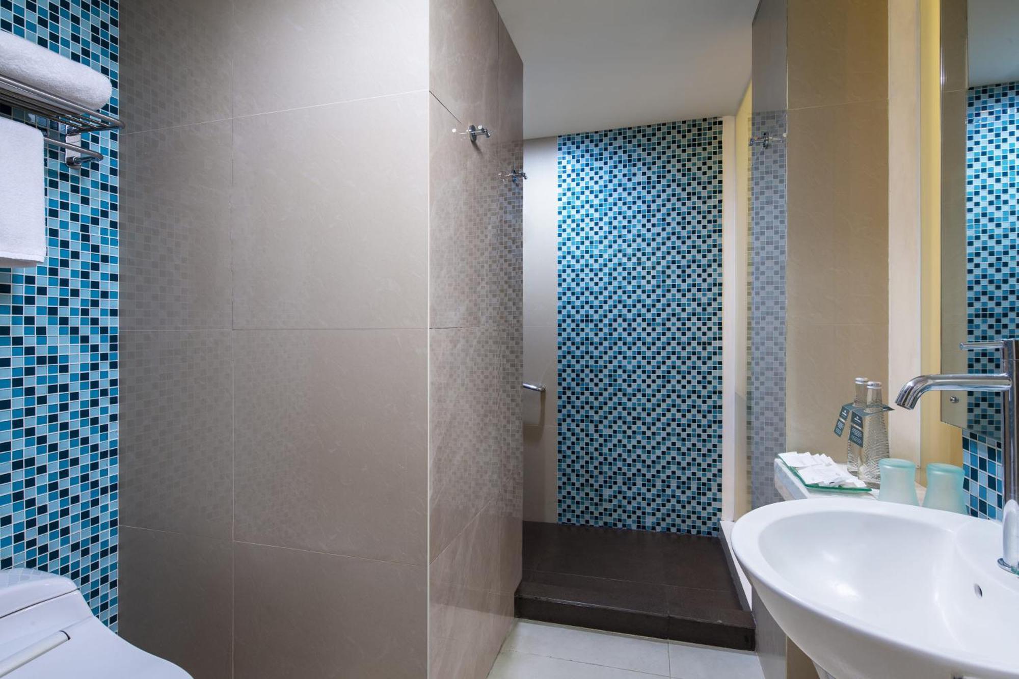 Hotel Santika Bsd City-Serpong Esterno foto