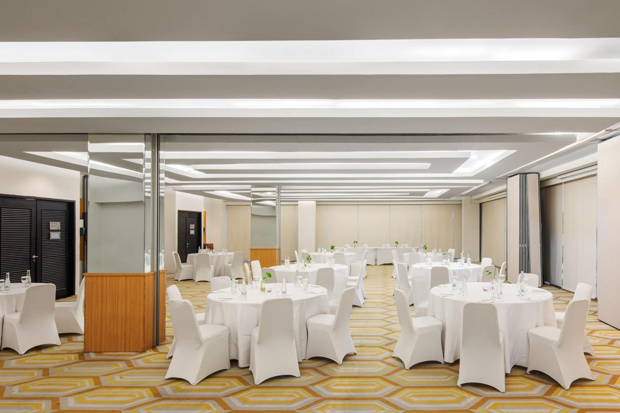 Hotel Santika Bsd City-Serpong Esterno foto