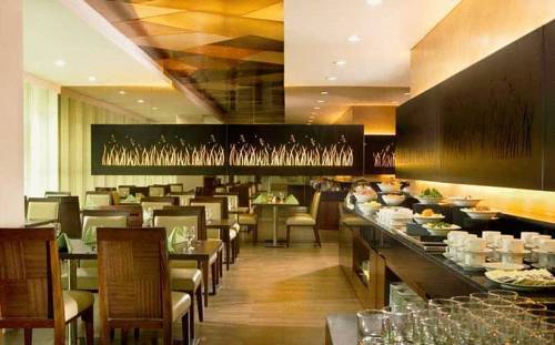 Hotel Santika Bsd City-Serpong Esterno foto